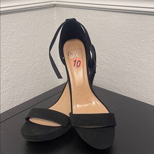 NEW Elegant Black Women's Heels